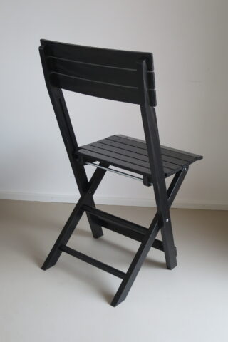 Klappstuhl Circo in schwarz von hinten.